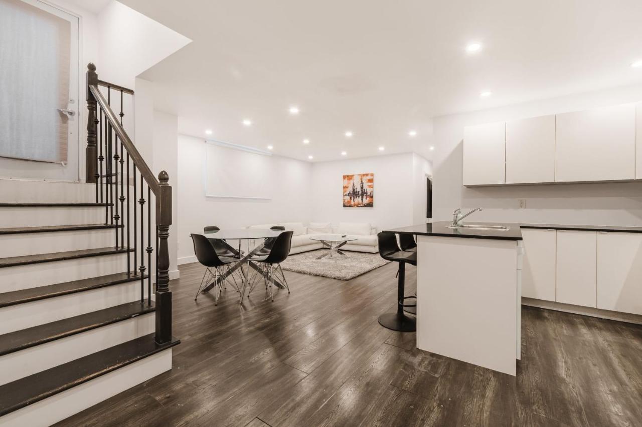 2 Bedroom - 1909 * Montreal