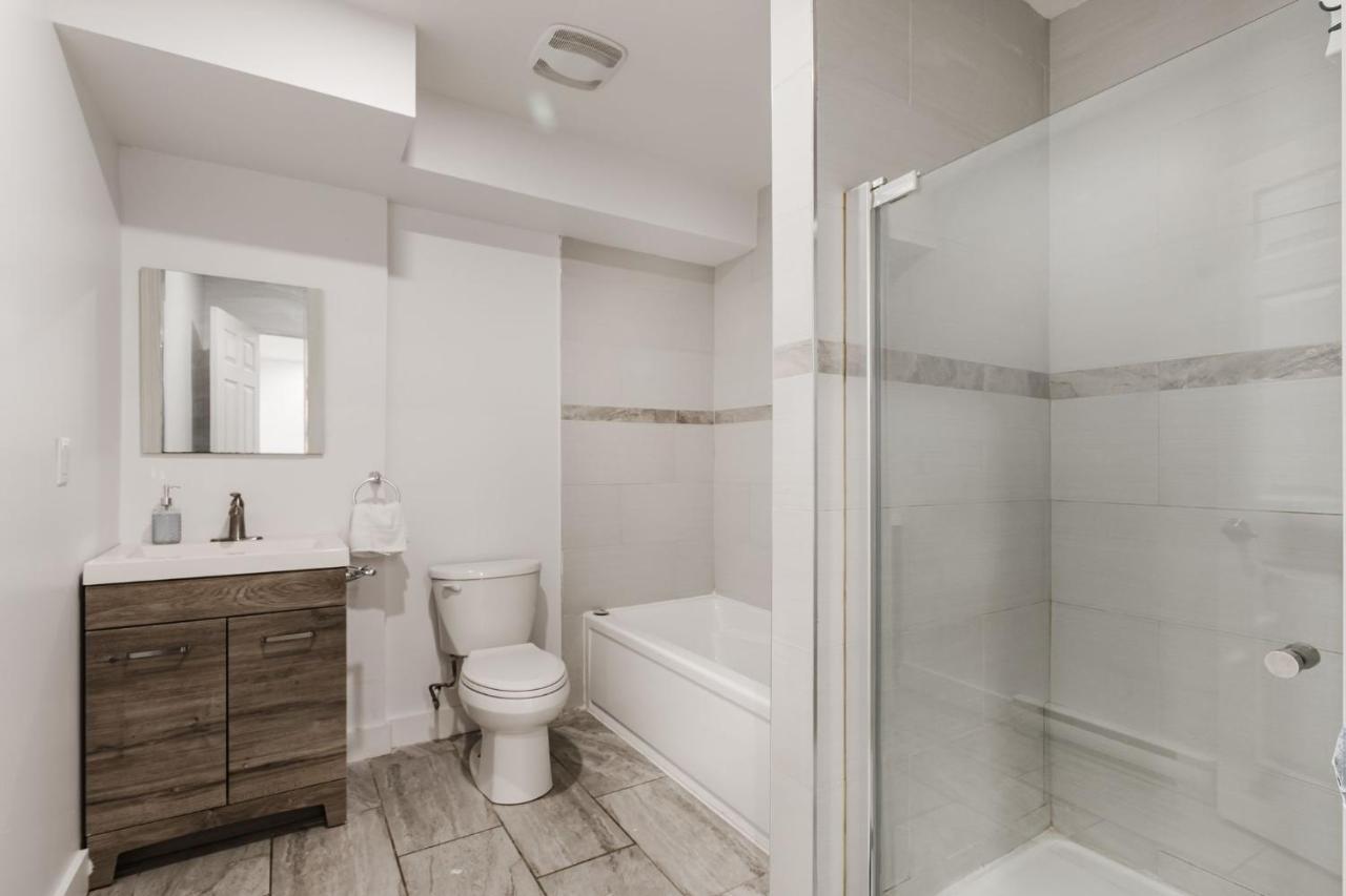 2 Bedroom - 1909 Apartment *
